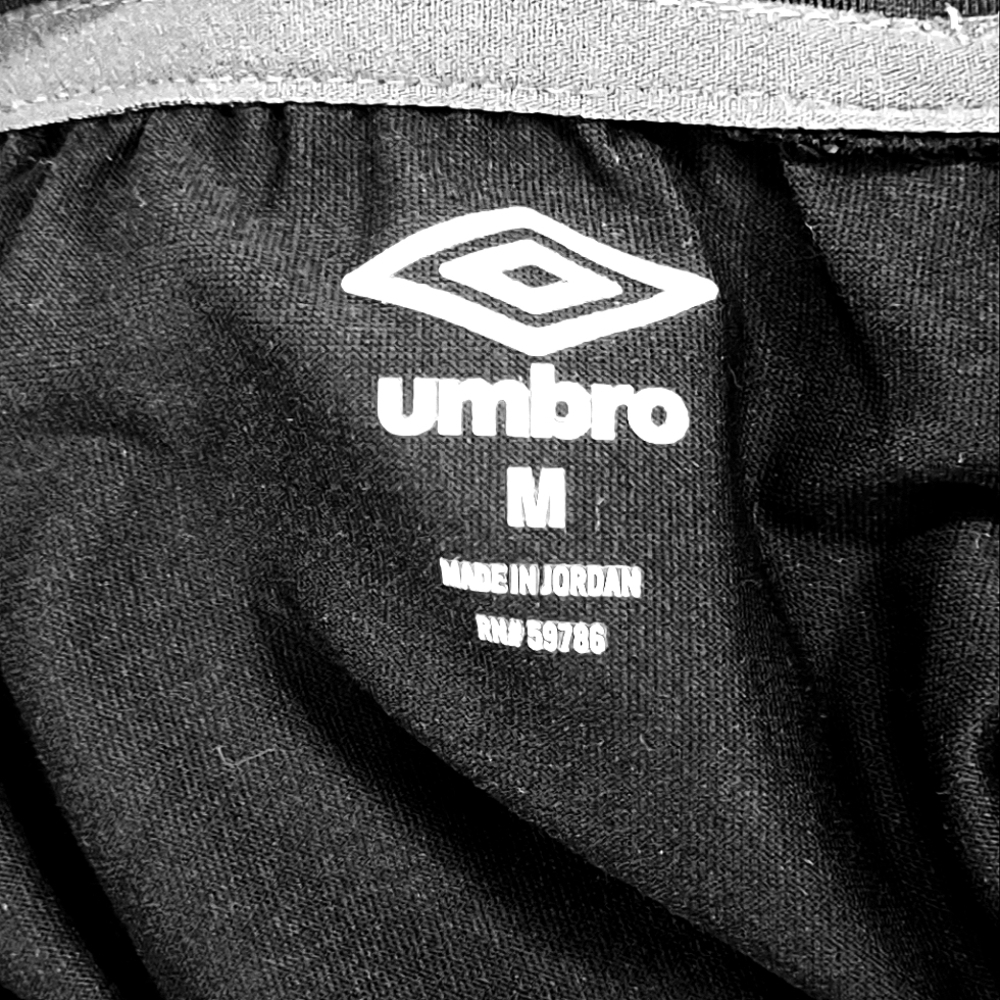 UMBRO BLACK LONG SLEEVE THUMBHOLE HIGH LOW HEM ACTIVE WEAR TOP SIZE M - Picture 5 of 7